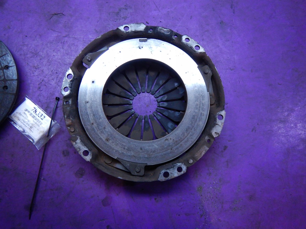 фото №3, Corolla e12 1.6vvti 16v сцепление диск прижим