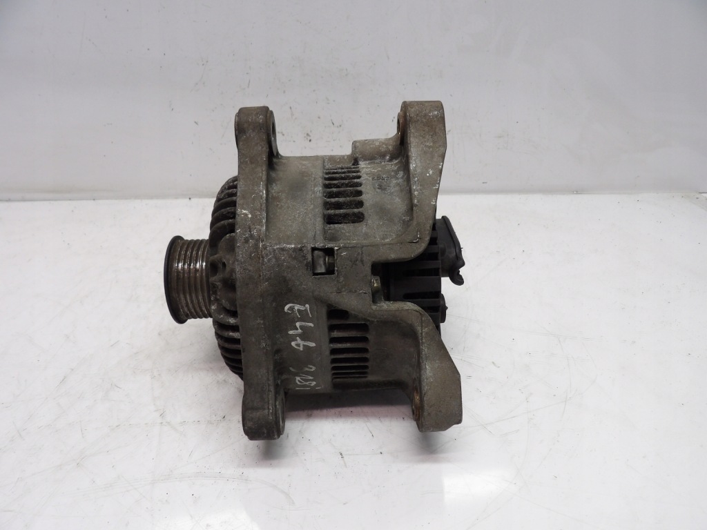 Купити Генератор bmw e46