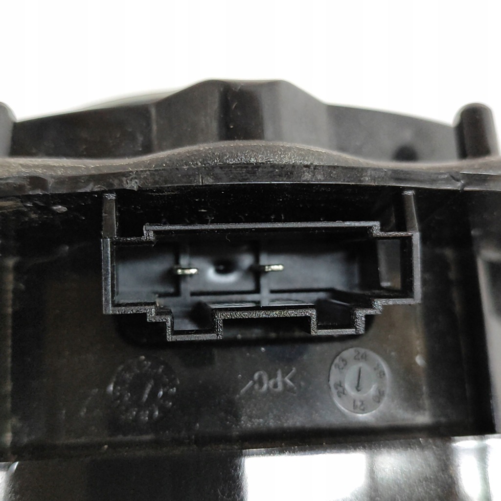 фото №7, Audi q4 sportback e-tron 2022 левая сторона динамик дверь задних