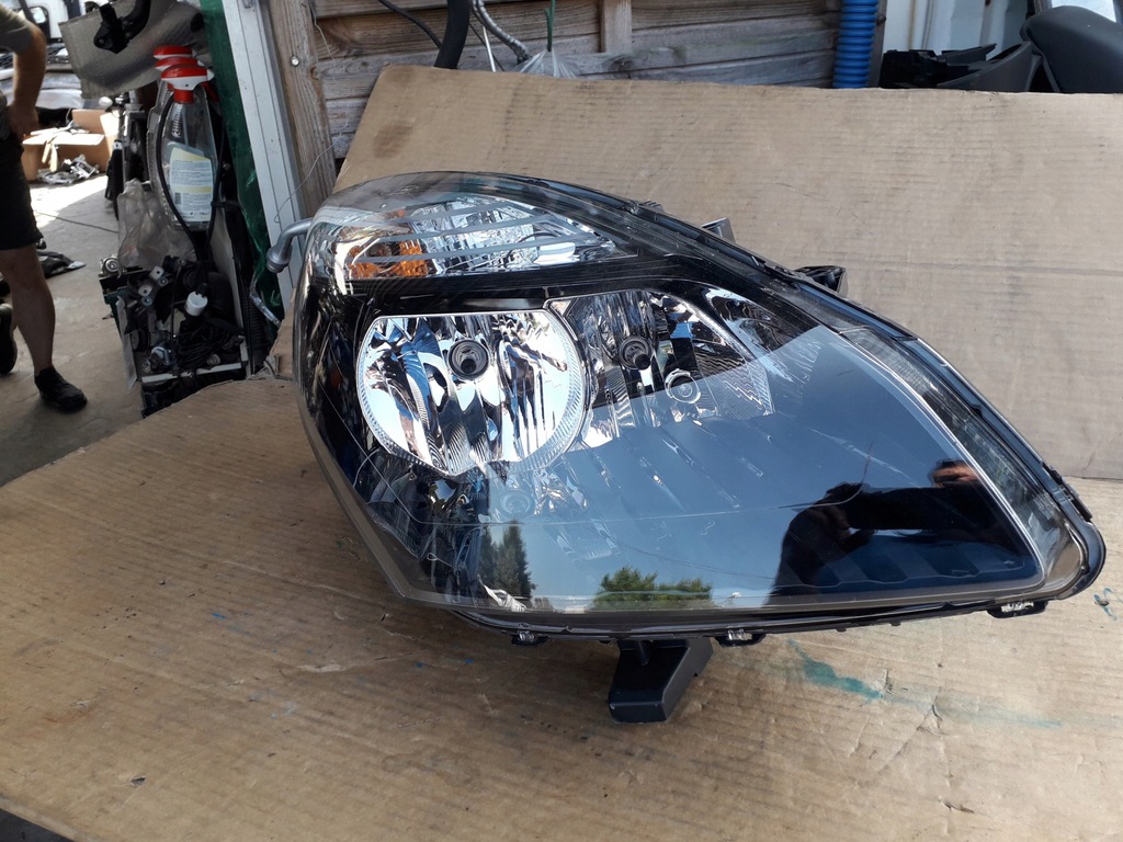 фото №2, Лампа правая renault scenic iii 09-