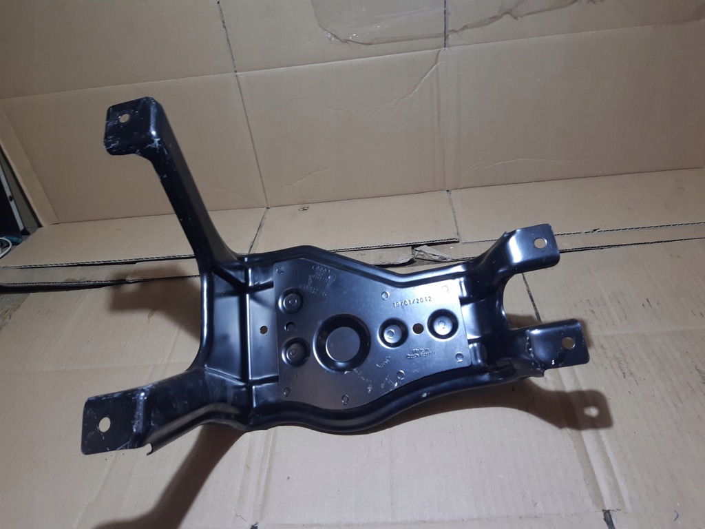 фото №6, Audi a6 c7 кронштейн кронштейн колеса запасного 4g0802715