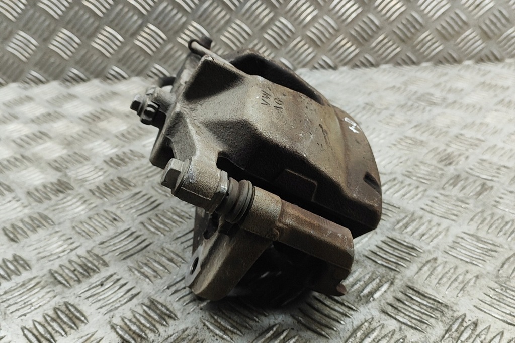 фото №6, Vw id.4 e21 супорт гальма передній правого 1ea615106k електрика 195k