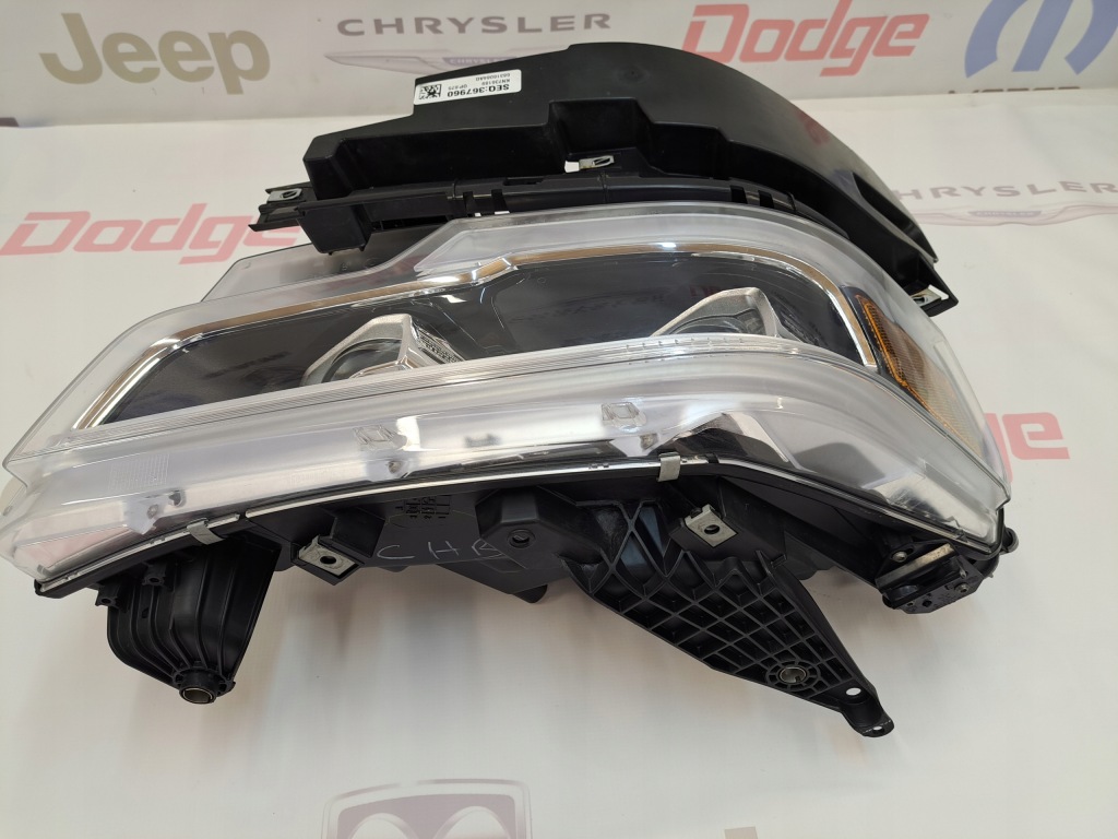 Ram dodge ram v 19-24 фара передняя правый  full led оригинальный mopar Недорого