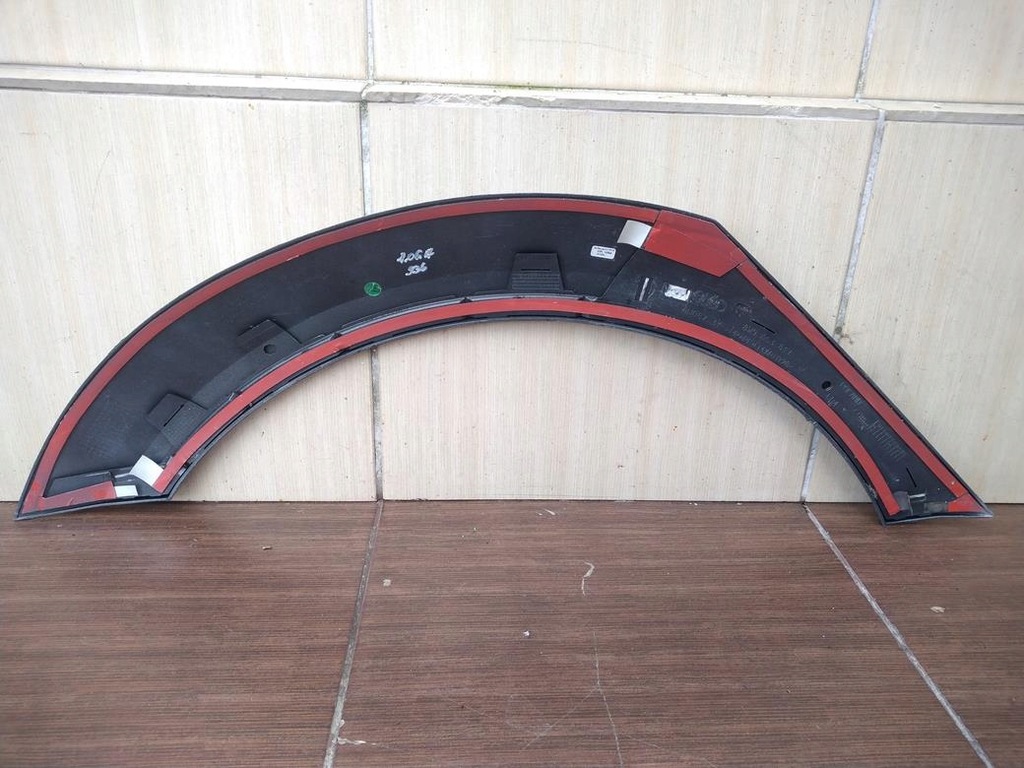фото №8, Audi nowa молдинг крила права задня 8w9853818mx3