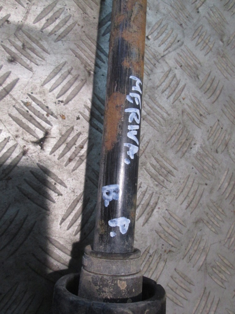 фото №4, Приводной вал правая шарниры перед opel meriva a