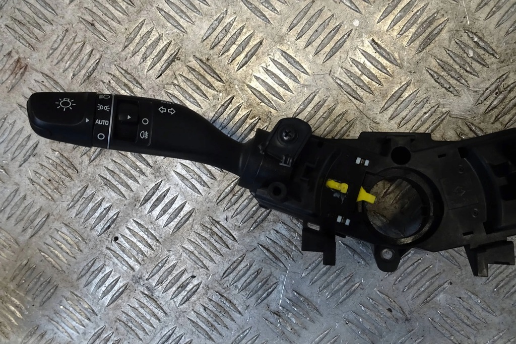 фото №2, Hyundai kona перемикач комбінований 2021-