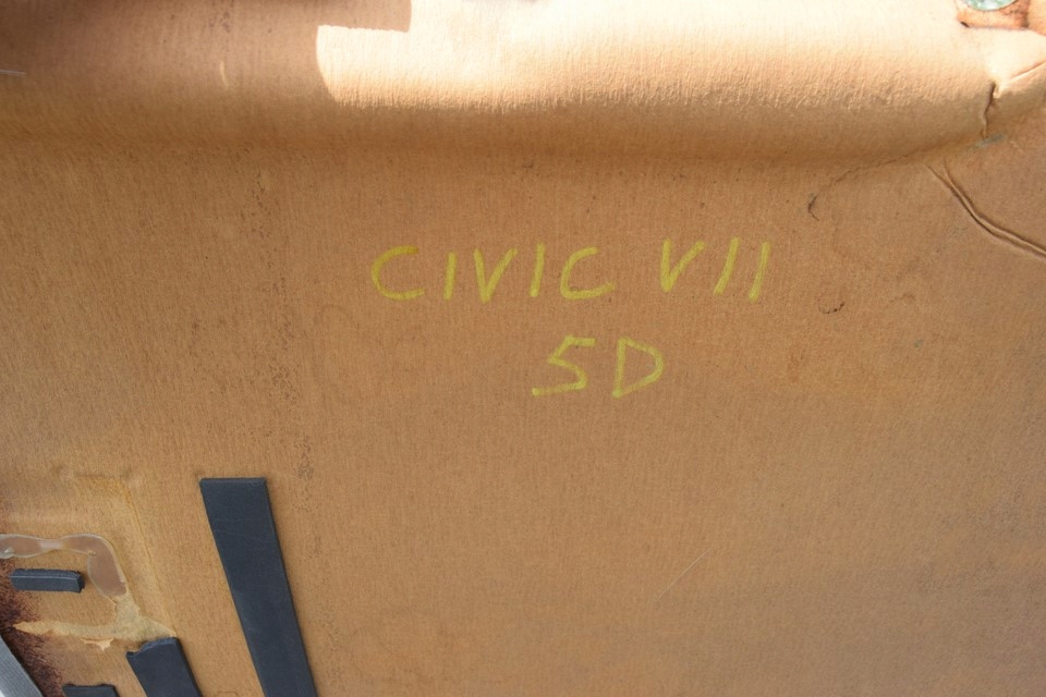 фото №3, Honda civic vii hb 5d потолок