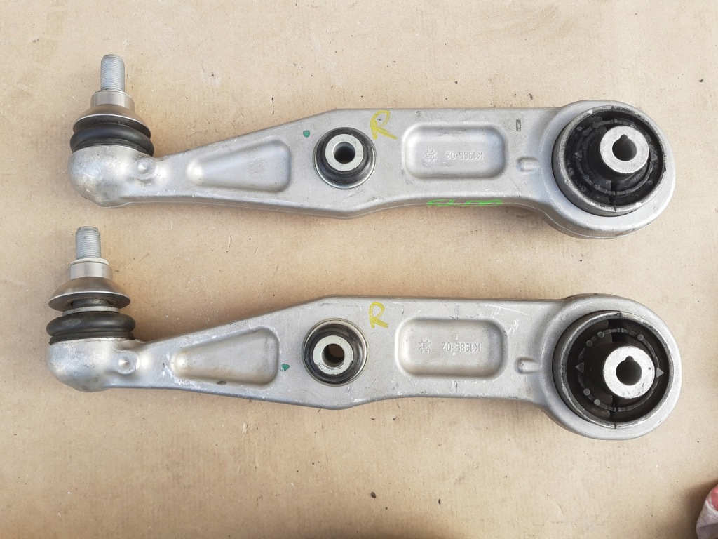 Купить Mercedes sl r 231 6.3 amg правый рычаг abc