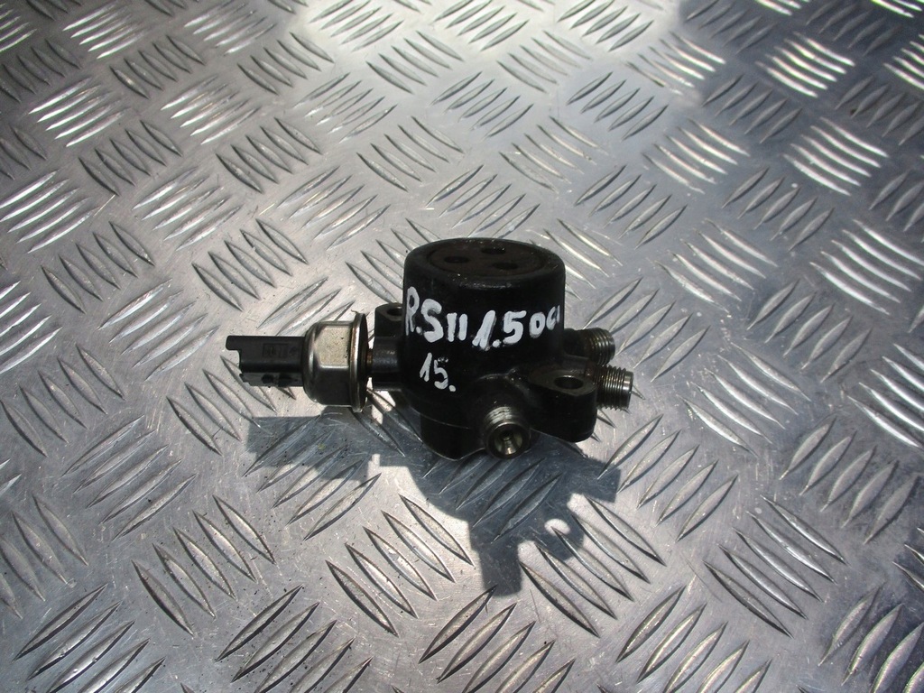 фото №1, Розподільник пального renault scenic ii 1.5 dci 8200379933