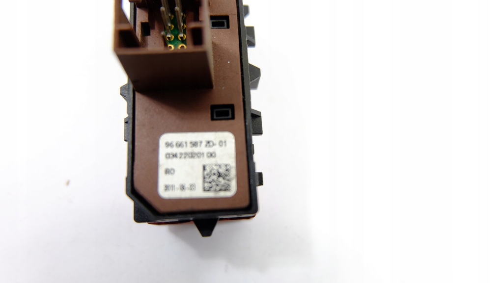 фото №7, Peugeot 508 кнопка переключатель sos 96661587zd