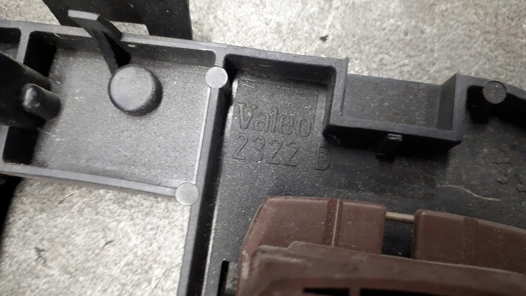 фото №8, 2322 вкладыш лампы правый задняя peugeot 306 sedan