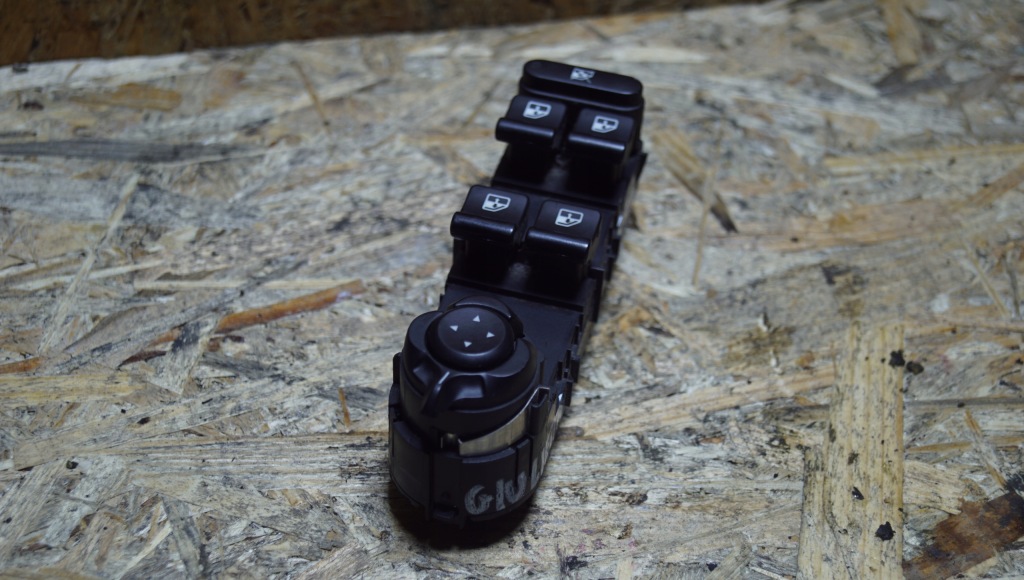 фото №3, Панель переключатель окон alfa romeo giulietta