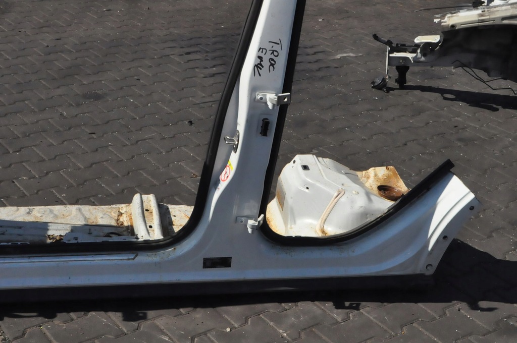 фото №2, Volkswagen t-roc чверть лонжерон ліва перед поріг лівий