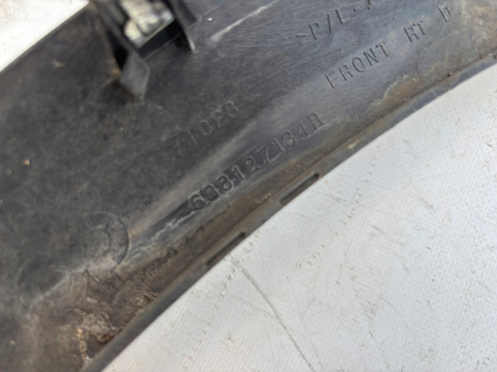 фото №15, Renault captur ii 19- молдинг накладка крыла передний правый 638127184r