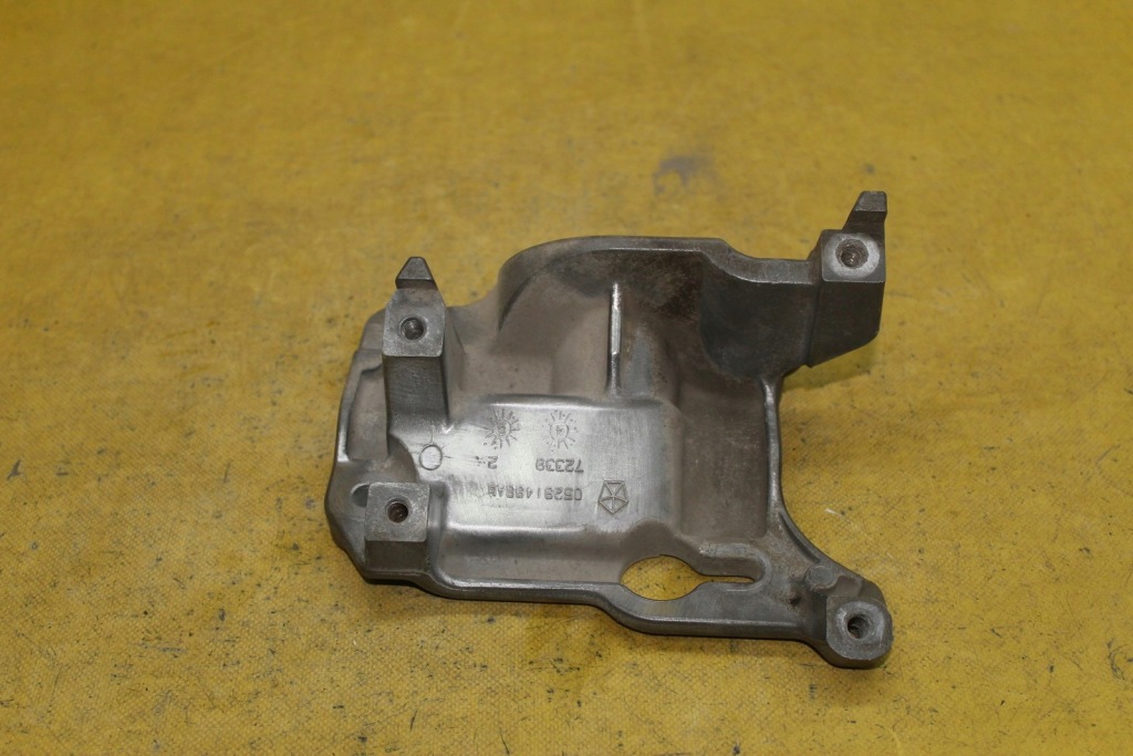 фото №2, Кронштейн кронштейн компресора 3.5 b pacifica i