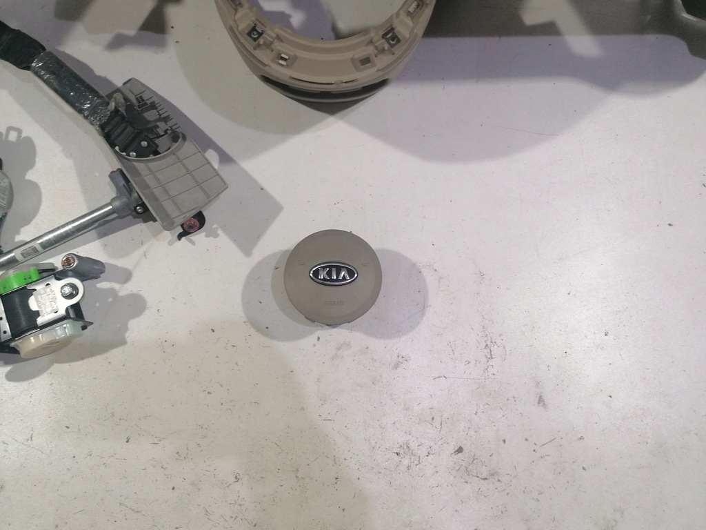 фото №5, Kia soul 1 i панель приладів консоль подушка безпеки подушки безпеки ремені оригінал демонтаж