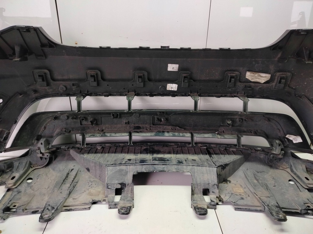 Бампер перед передній land rover discovery v 5 r dynamic 17- Ціна