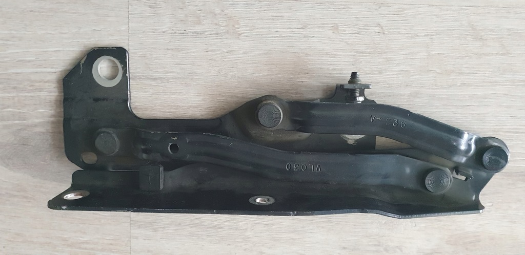 фото №1, Петля капот левый jeep patriot 06-10r