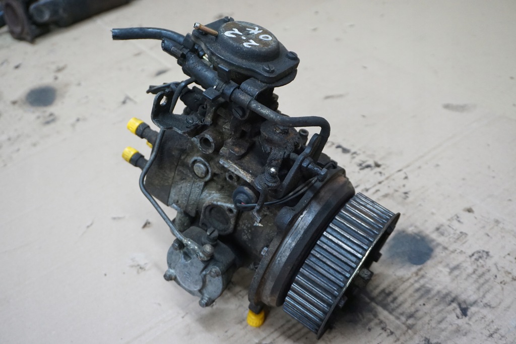 фото №15, Isuzu trooper насос впрыскная 2,2 td ,,c223" 84-91r