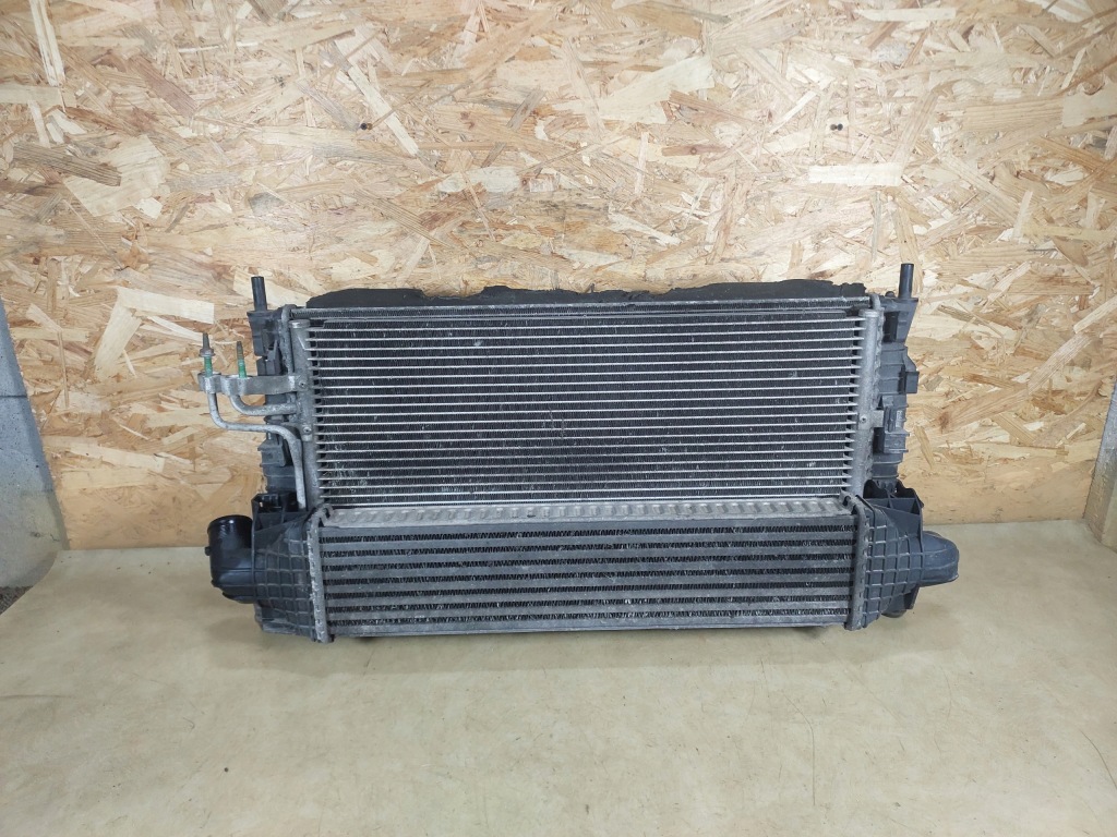 Купити Focus mk2 c-max mk1 1.6 1.8 tdci радіатор вентилятор