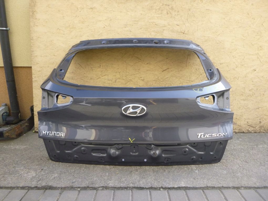 фото №1, Hyundai tucson ii 2 3 iii 2015- крышка багажника задняя