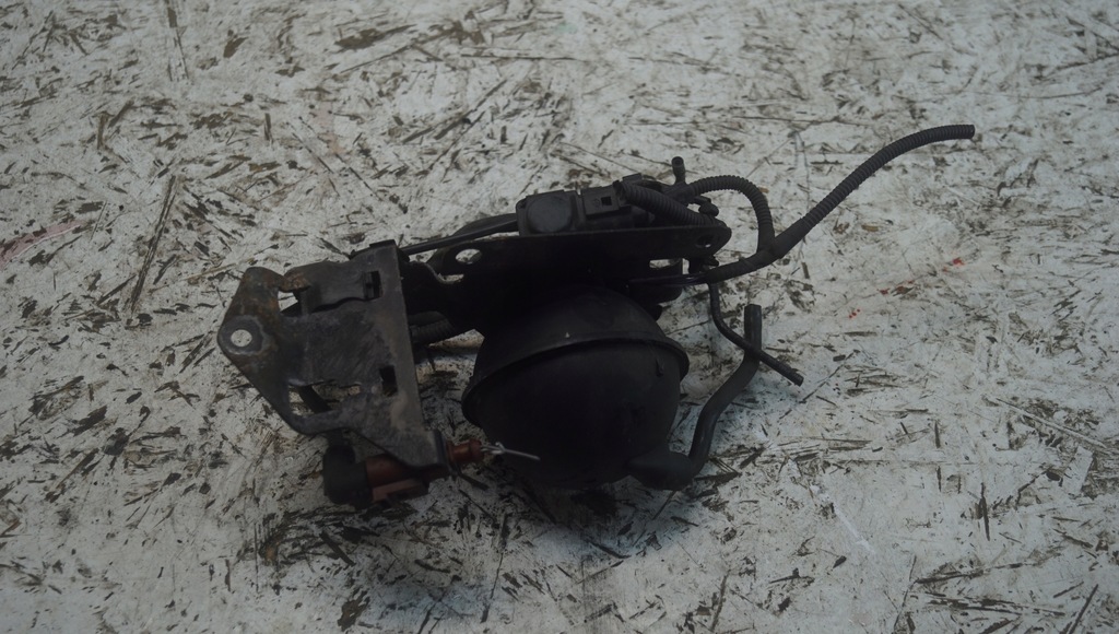 фото №8, Клапан бак вакууму audi a4 b8 2.0 tdi