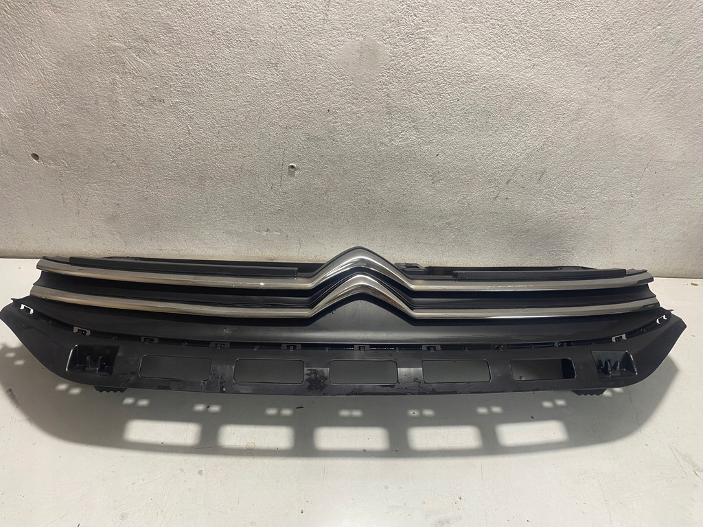 фото №1, Citroen c-3 c3 iii решітка радіатора решітка 9812063477