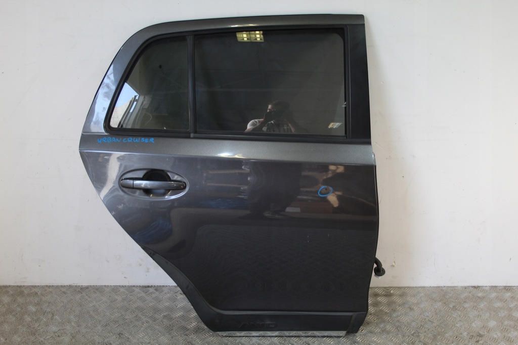 фото №1, Двері правий задня задні toyota urban cruiser