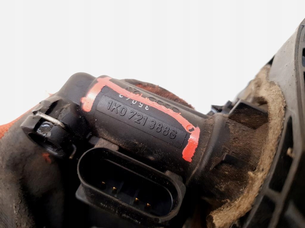 фото №5, Помпа сцепления vw golf v