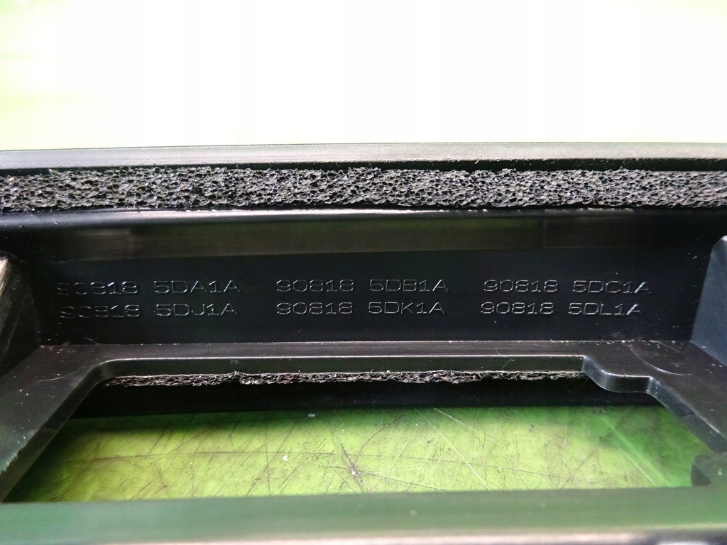 фото №9, Молдинг крышки infiniti q30 накладка 2018r z11g