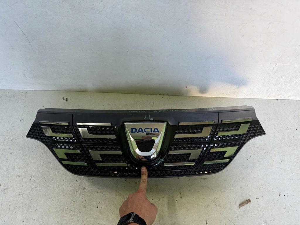 фото №1, Решітка радіатора решітка радіатора dacia spring 21-