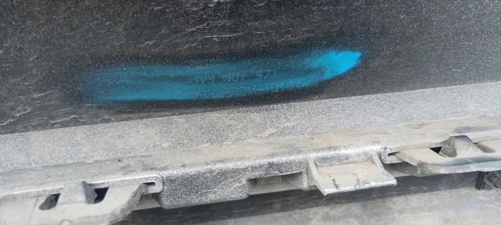 фото №11, Бампер задняя skoda superb 3 iii 3v 3v9 3v9807421 3v5807521 + направляющие хороший