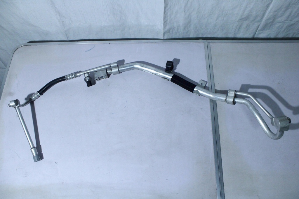 фото №1, Bmw x5 g05 x6 g06 x7 g07 труба пабтрубок  шланг кондиционера 9496581