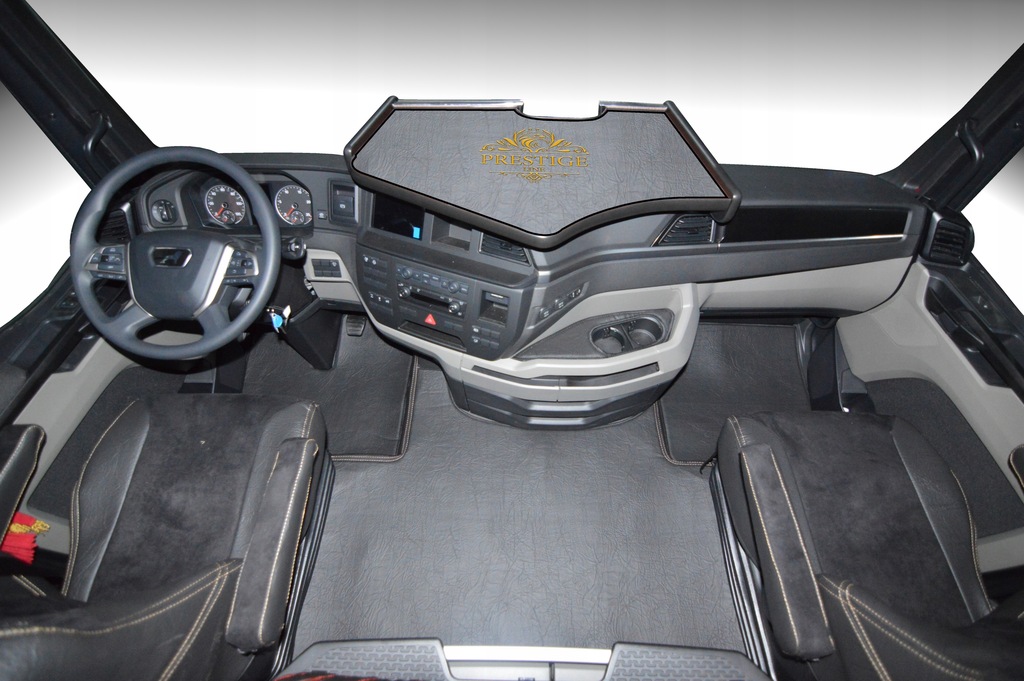 фото №1, Полиця na панель приладів prestige line man od 2020 r.