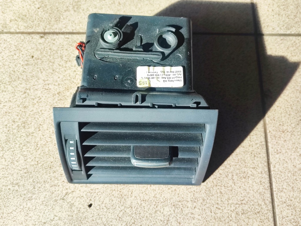 фото №3, Решітка обдув czarna audi a8 d3