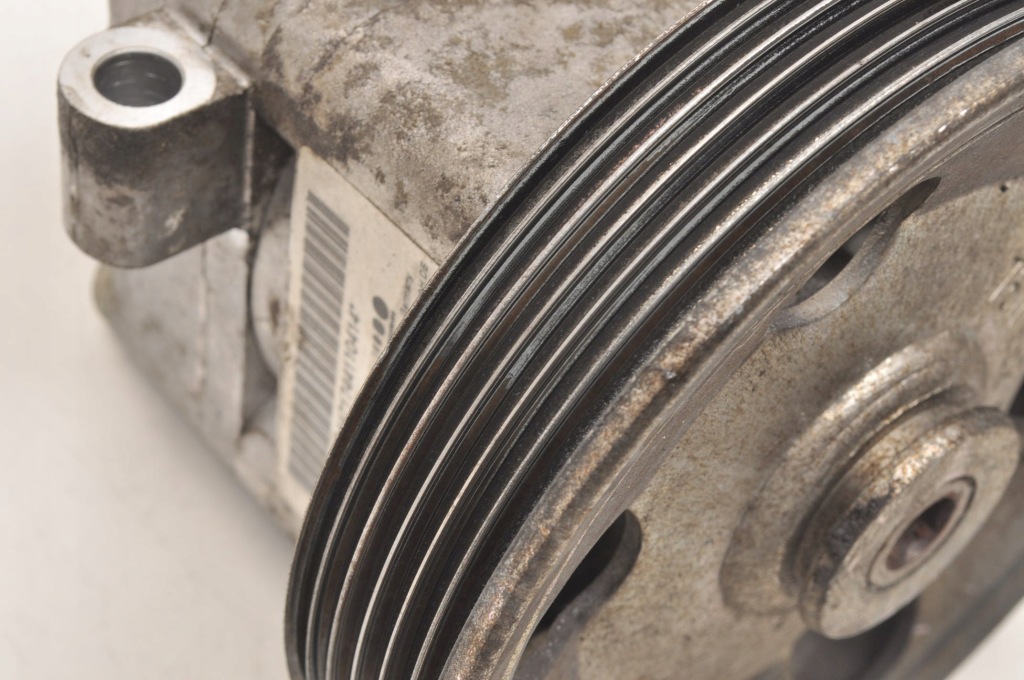 Maserati quattroporte vi 3.0 насос підсилювача 7611332155 7617955170 в Україні