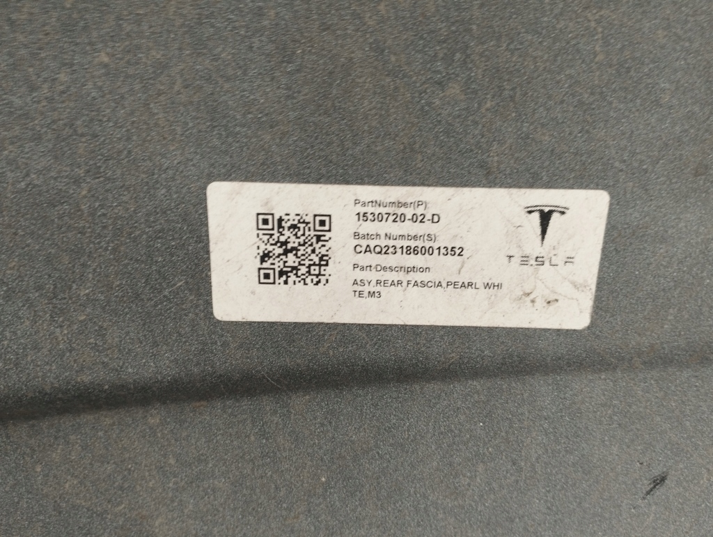 Tesla 3 бампер задня задній 1530720-02-d Недорого