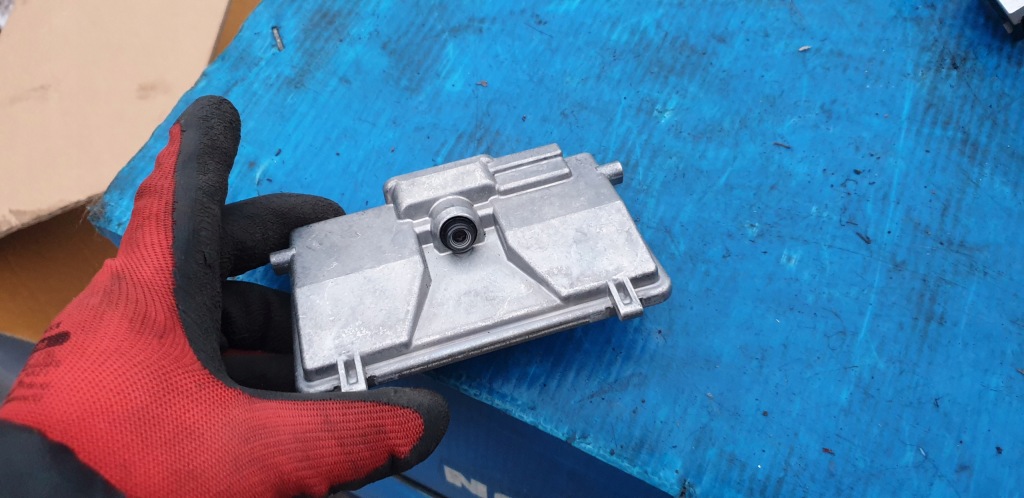 Купить Alfa romeo stelvio камера модуль перед na стекло 50565951 0203501775