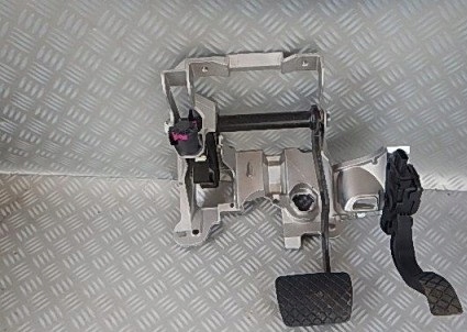 фото №1, Audi a5 s5 rs5 педаль педалі