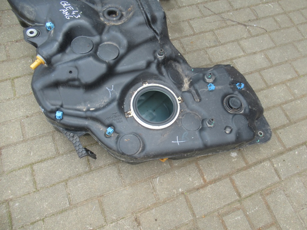 Mercedes gle 4.3 amg бак відсутній насоса Оригінал