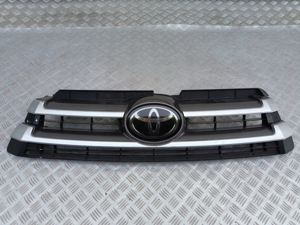 фото №1, Toyota highlander 2017-2019 решітка радіатора решітка радіатора перед значок pod радар usa