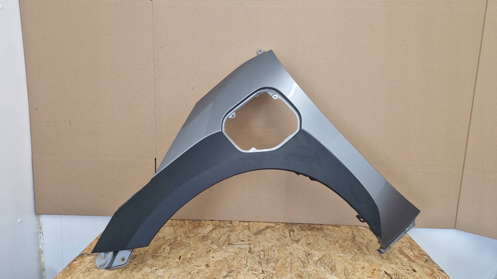 фото №1, Toyota bz4x крыло левый перед оригинал