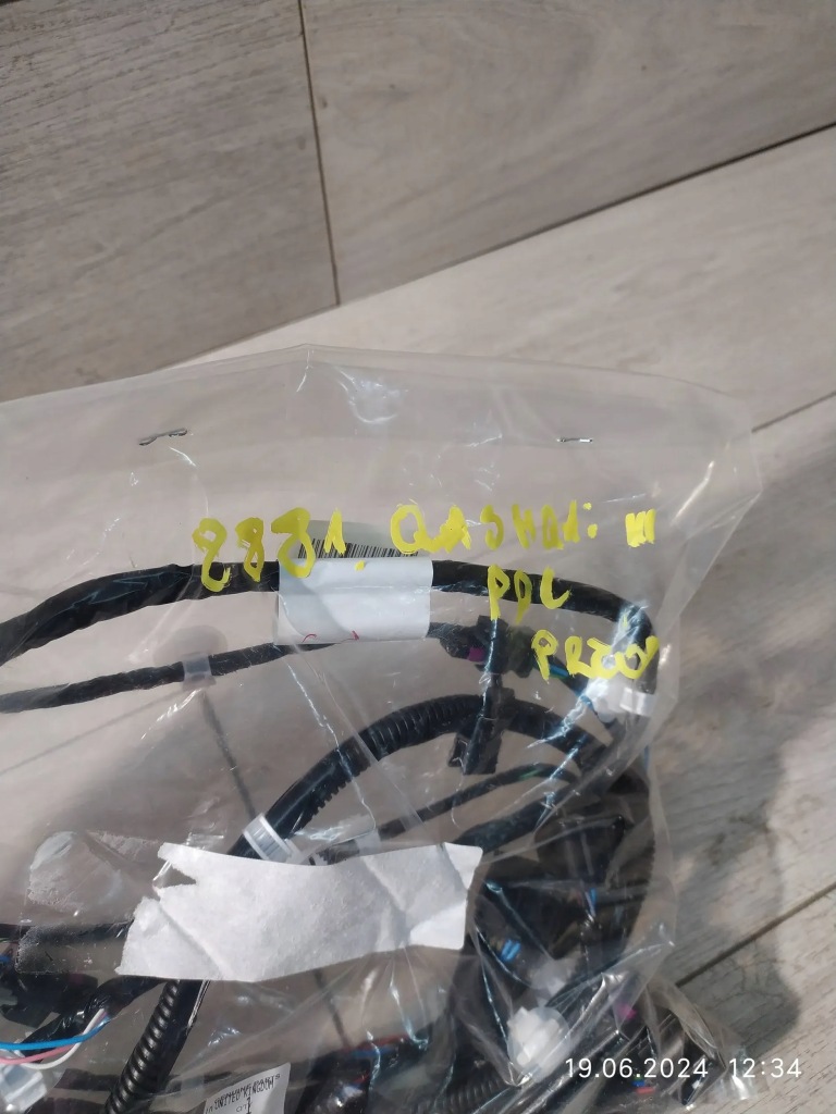 8881. qashqai 3 електропроводка pdc перед 24093-6ua1b в Україні