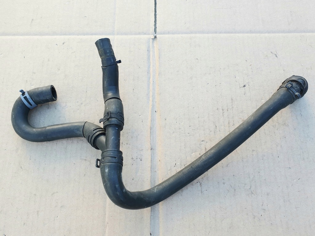 фото №1, Шланг труба wąż wody vw caddy iv 2k0122051d