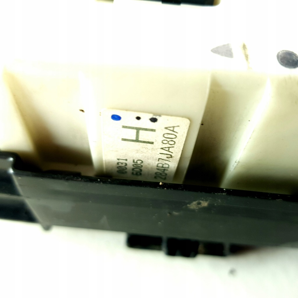 фото №6, Корпус запобіжників infiniti g35 g37 q40