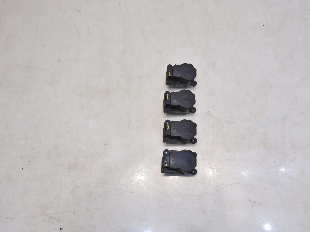 фото №8, Моторчик обігрівача renault latitude eai256 v8384001