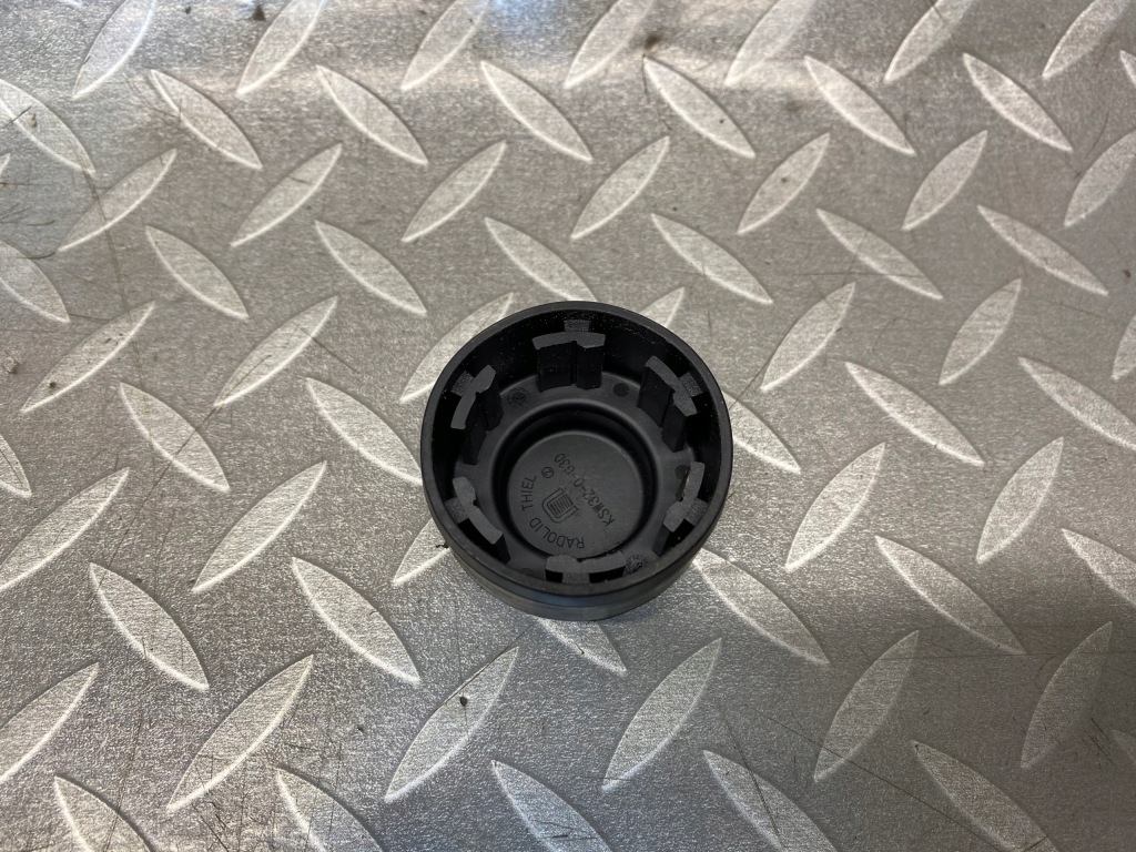 Заглушка заглушка болти гайки піввісь insignia a Доставка