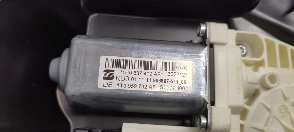 фото №6, Подъемник стекло правый перед seat leon ii lift 1,2 tsi