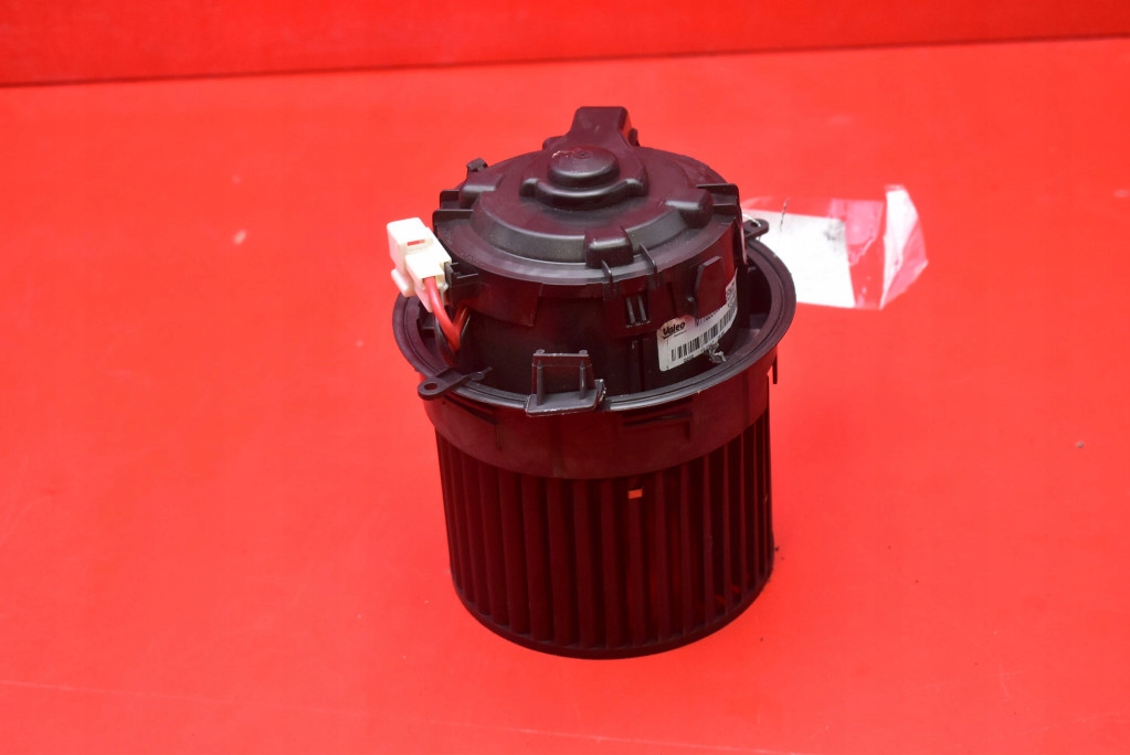 фото №6, Воздуходувка вентилятор обдув eu mt1033020g nissan leaf 1 i ze0 lift 10-17