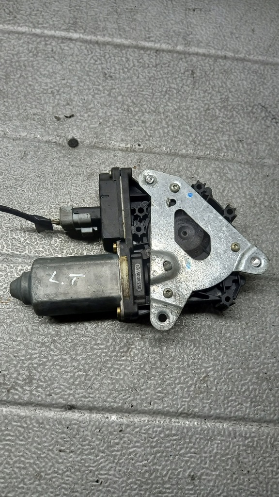 фото №1, Моторчик левый задняя peugeot 807 04r 2.2hdi